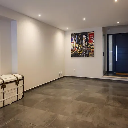 Apartment Le Loft ~ Garage ~ Centre-ville ~ Bien D'exception *
