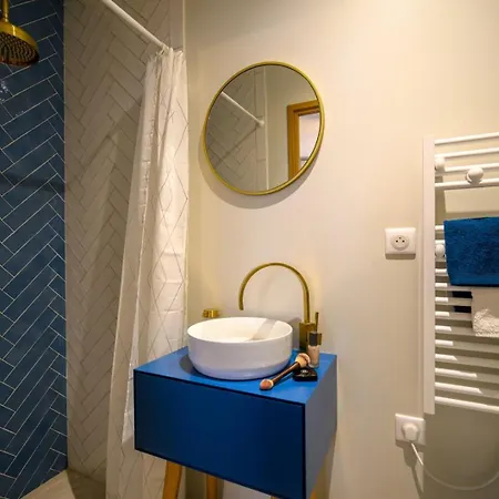 Le Loft ~ Garage ~ Centre-ville ~ Bien D'exception * Bordeaux