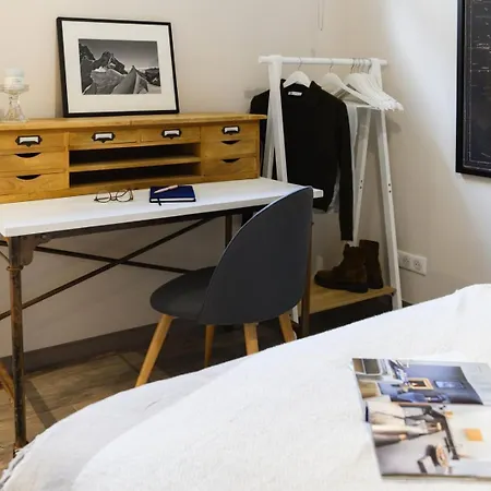 Le Loft ~ Garage ~ Centre-ville ~ Bien D'exception *