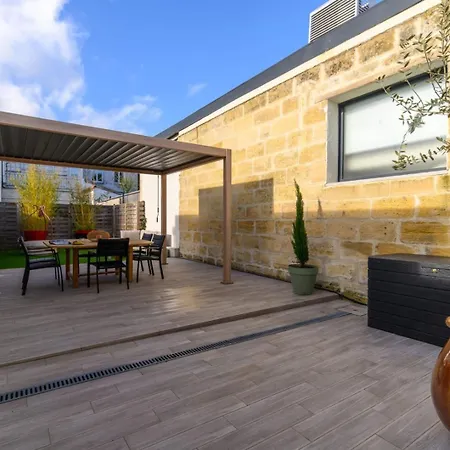 Appartement Le Loft ~ Garage ~ Centre-ville ~ Bien D'exception *