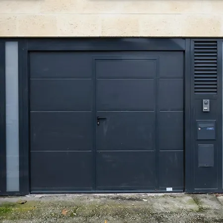 Le Loft ~ Garage ~ Centre-ville ~ Bien D'exception Bordeaux