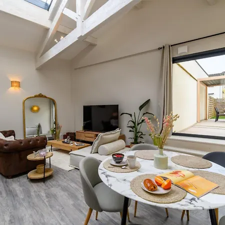 Daire Le Loft ~ Garage ~ Centre-ville ~ Bien D'exception *
